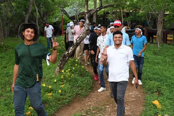 Cómo unirte al movimiento ambientalista guardabarranco en tu comunidad